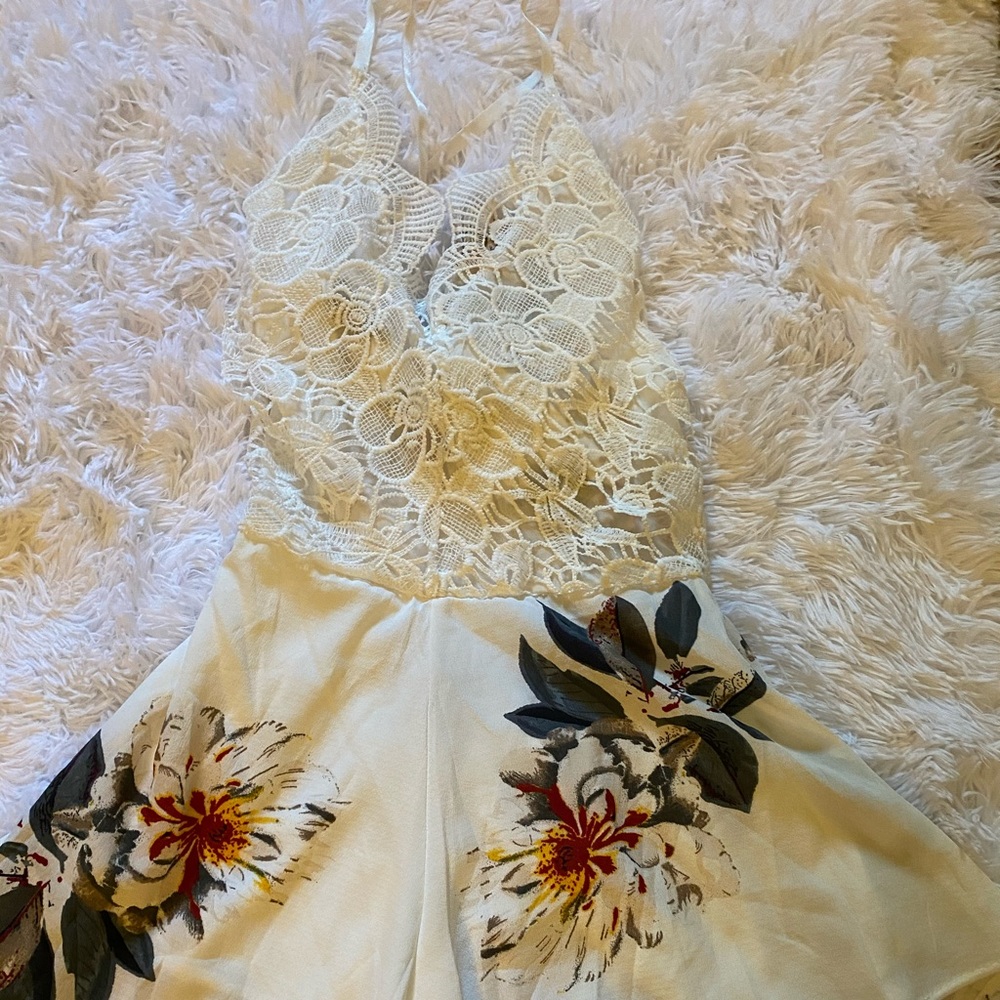 Romper - Picture 2 of 2